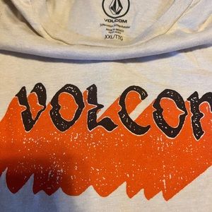 Men’s Volcom T-Shirts with tags